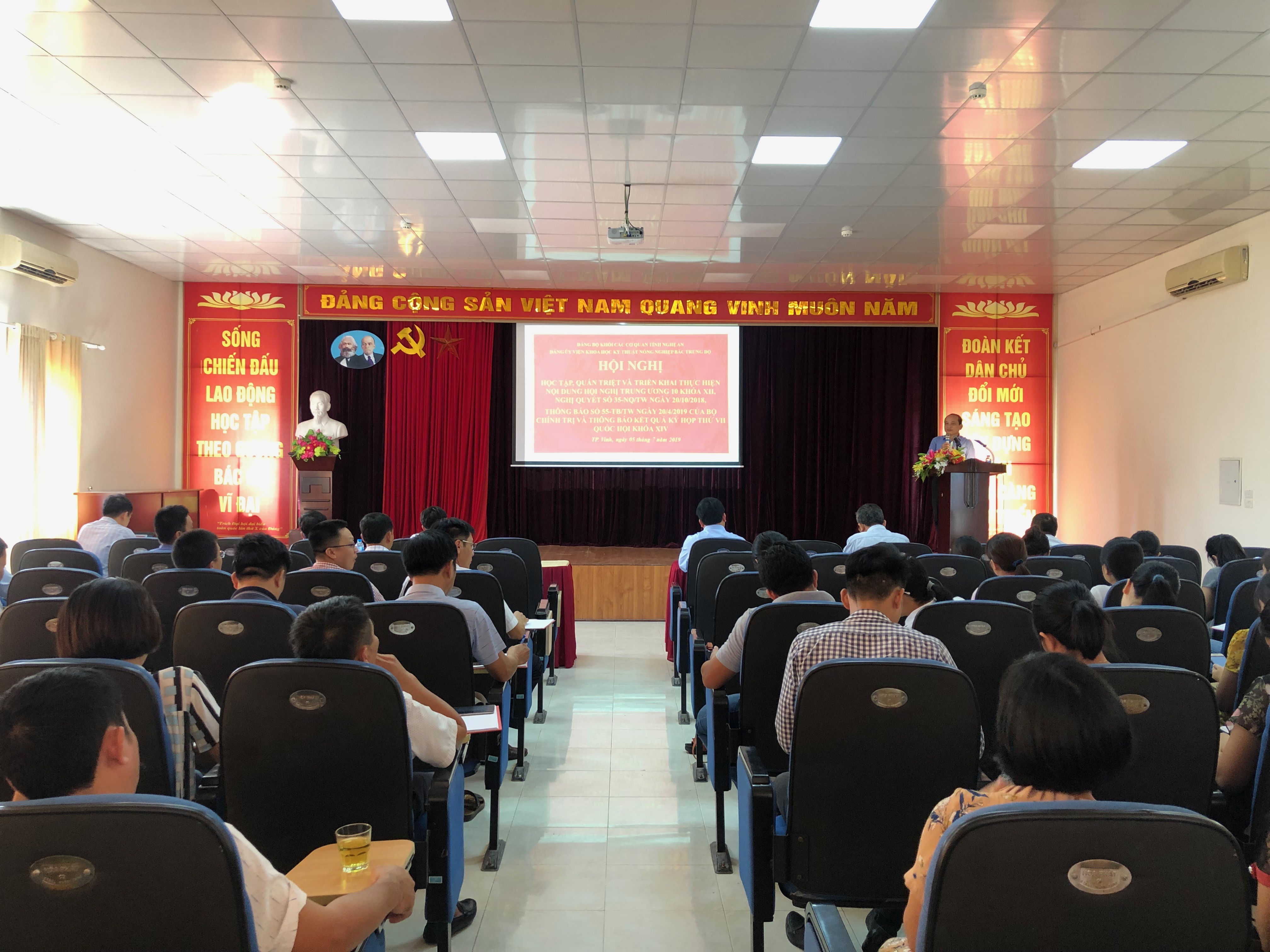 Xem chi tiết