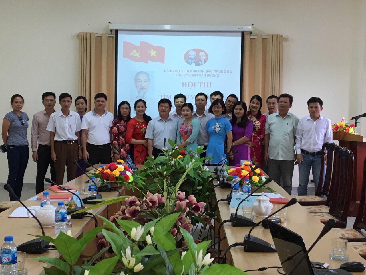 Xem chi tiết