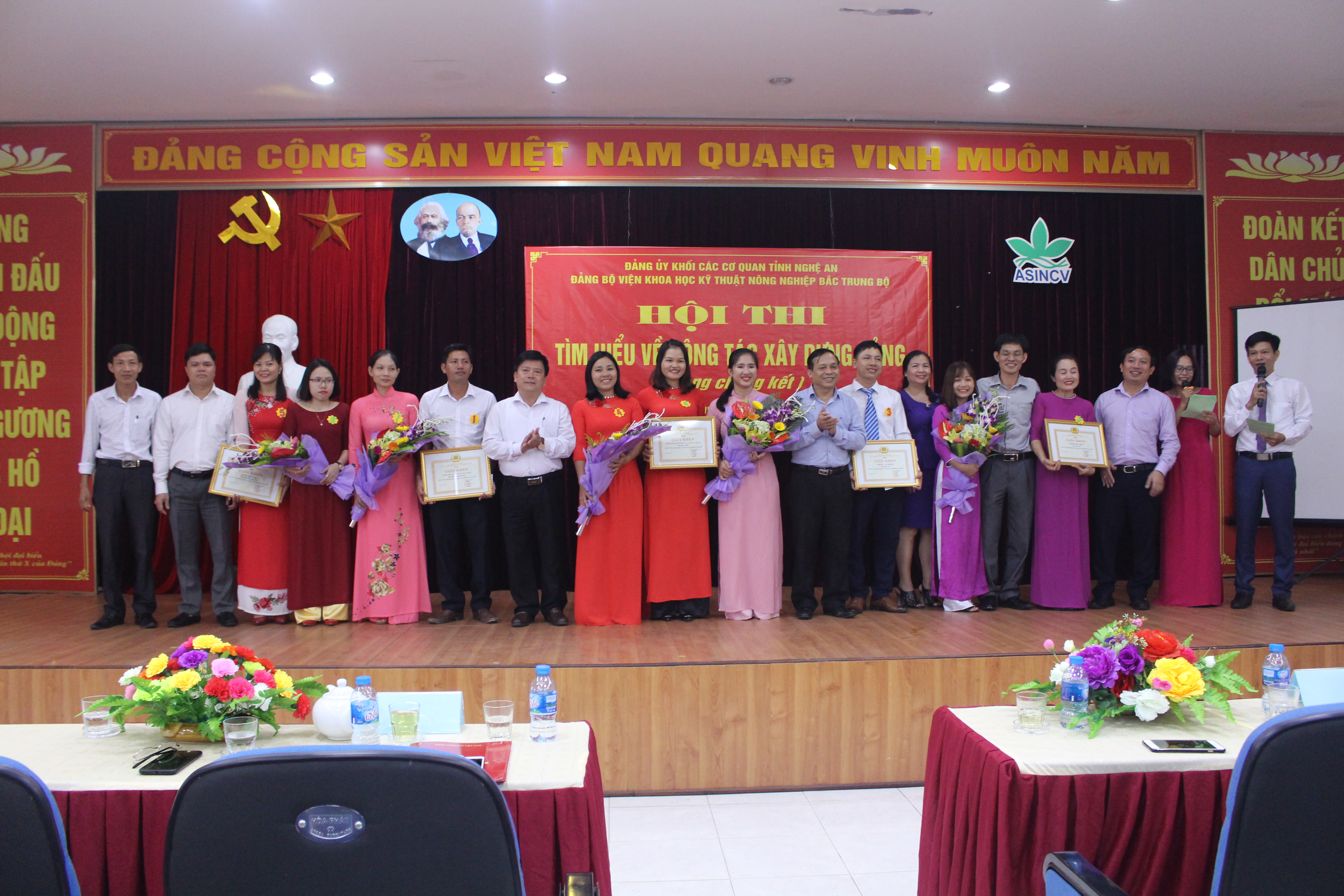 Xem chi tiết