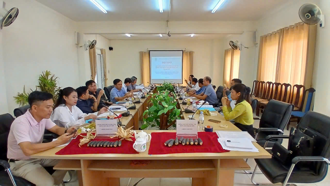 HỘI THẢO KHOA HỌC  GÓP Ý BẢN MÔ TẢ ĐẶC ĐIỂM ĐẶC TRƯNG CỦA GIỐNG NGÔ NẾP NƯƠNG TÍM MÔNG BẢN ĐỊA KỲ SƠN 