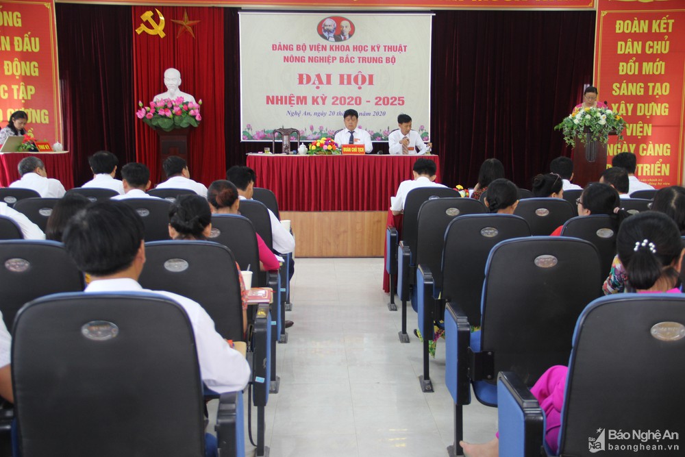 bna_dang_bo_vien_khoa_hoc_ky_thuat_nong_nghiep_bac_trung_bo_img_55373957625_2052020.jpg